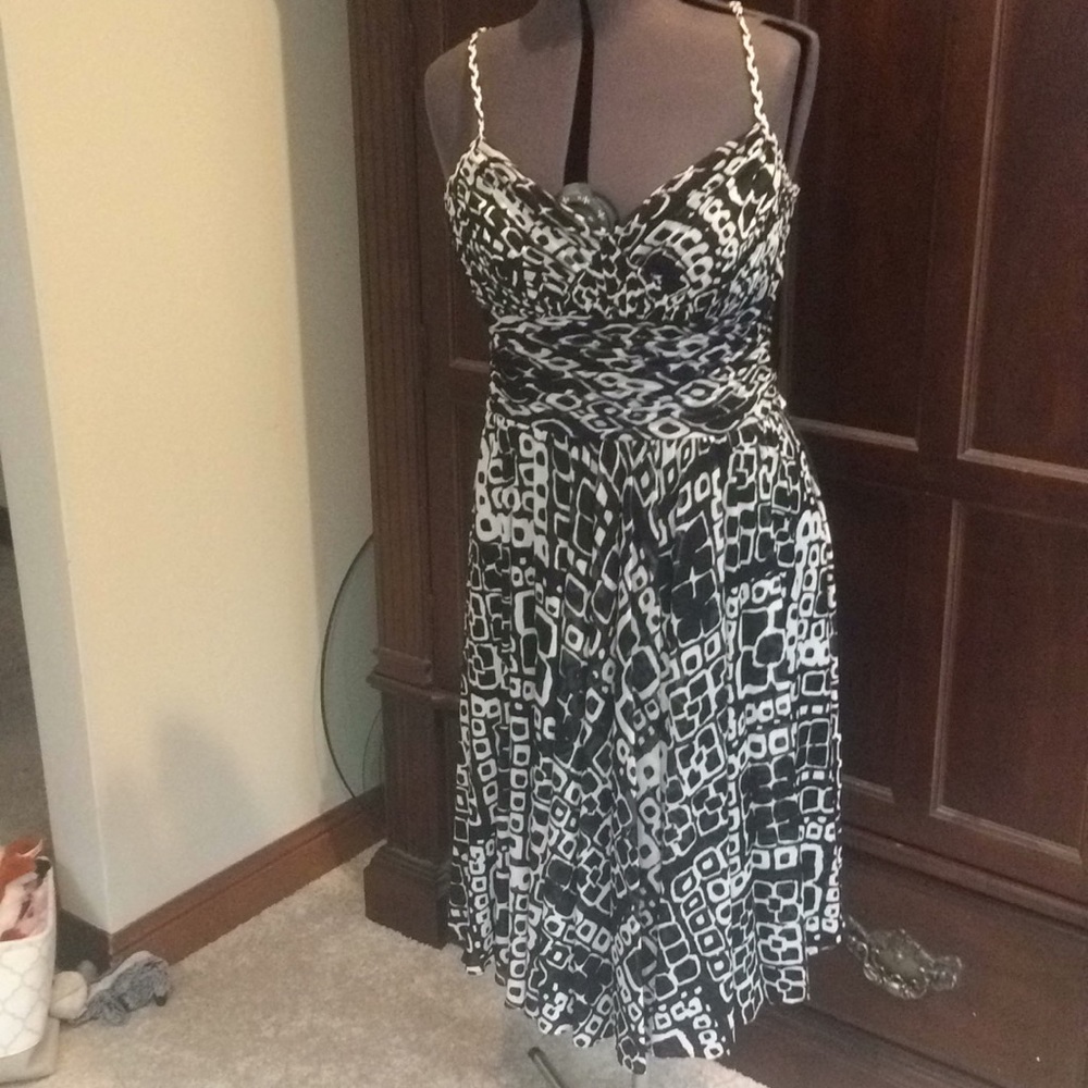 Spaghetti strap geometric dress